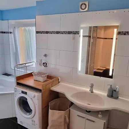 80qm-3 Rooms-free Parking-fast Wifi- Casa Bella アパート *