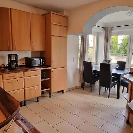 80qm-3 Rooms-free Parking-fast Wifi- Casa Bella アパート *