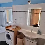 80qm-3 Rooms-free Parking-fast Wifi- Casa Bella דירה *