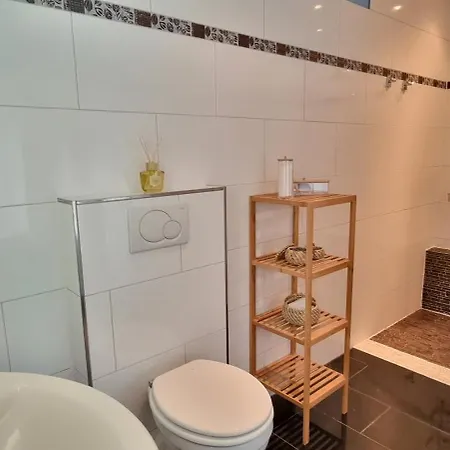 80qm-3 Rooms-free Parking-fast Wifi- Casa Bella Apartment *